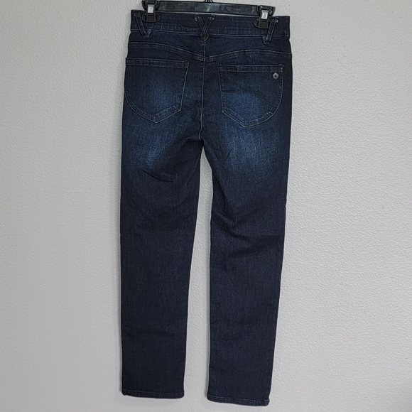 Democracy Women's Ab Solution Straight Leg Jeans/Size 2. - Picture 3 of 10